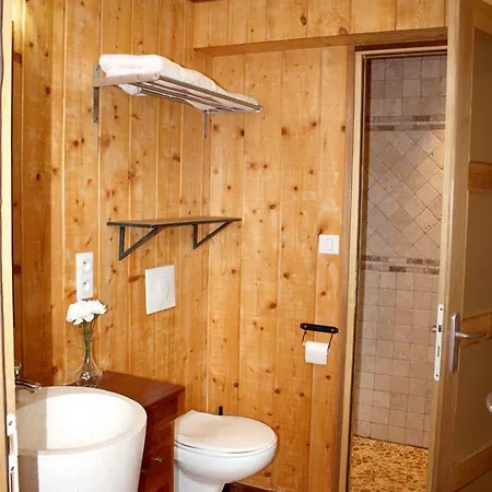 De La Victoire, Centre-ville, Possibilité Parking Gratuit Appartement *