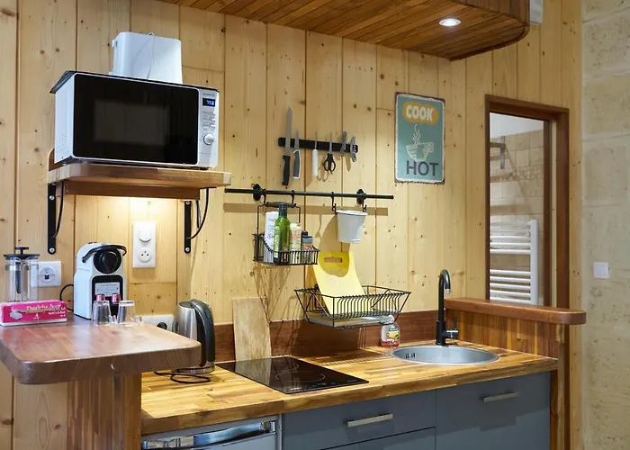 De La Victoire, Centre-ville, Parking Gratuit *